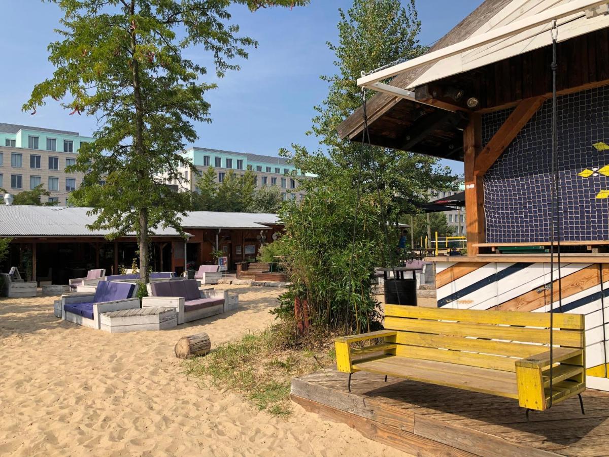 Club Lodges Berlin Mitte — Foto’s 2